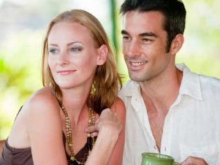 Pareja de treinta y tantos